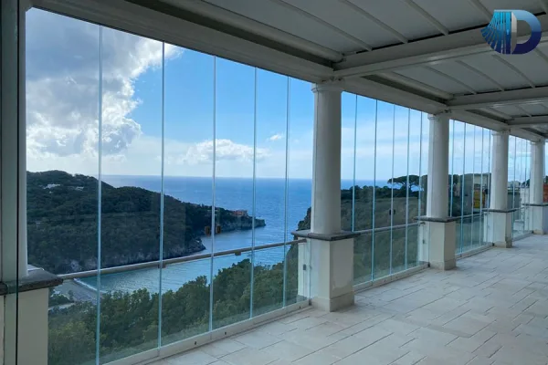 شیشه بالکنی منزل